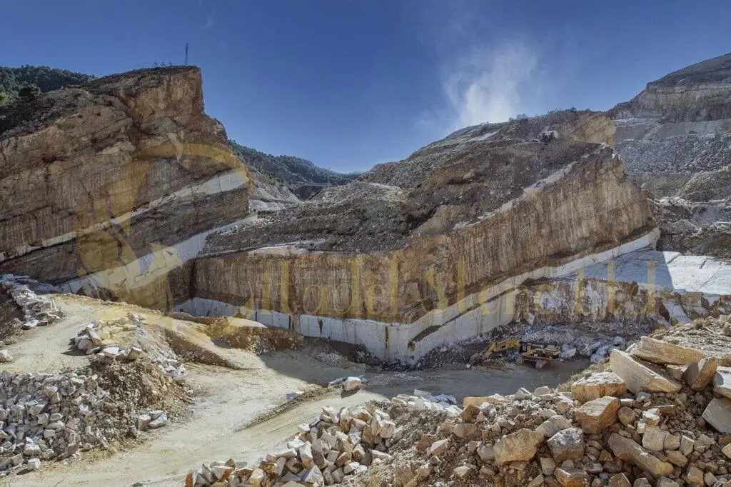 Wholesale limestone by Citadel Stone Ltd. Fast delivery across Arizona and the United States.