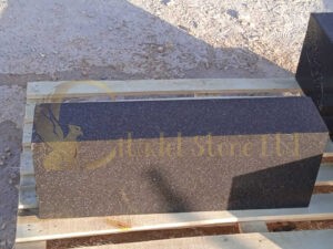 Black landscape curbing.