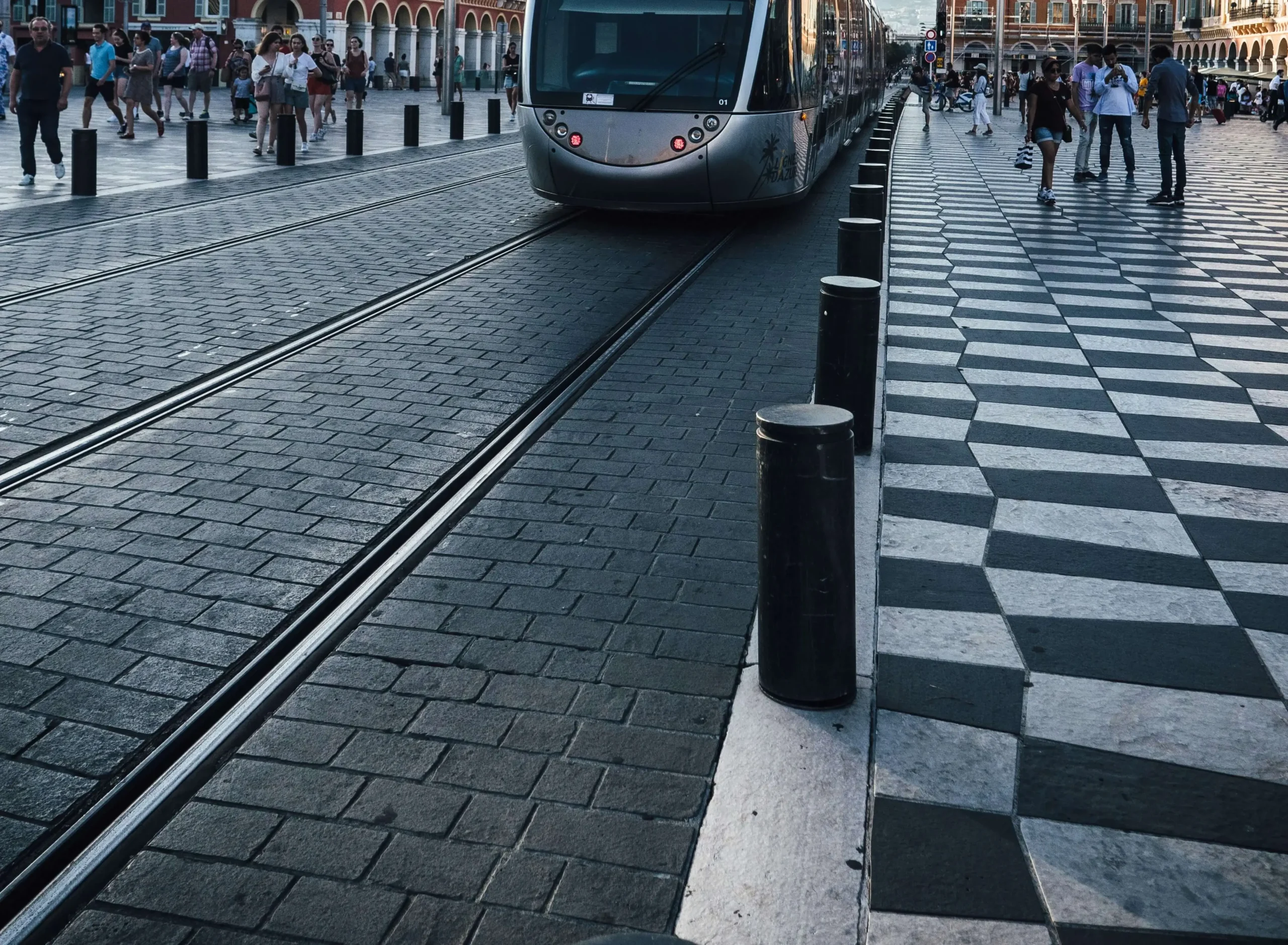 How to Bid on Basalt Paver Projects Cost Estimates and Client Proposals