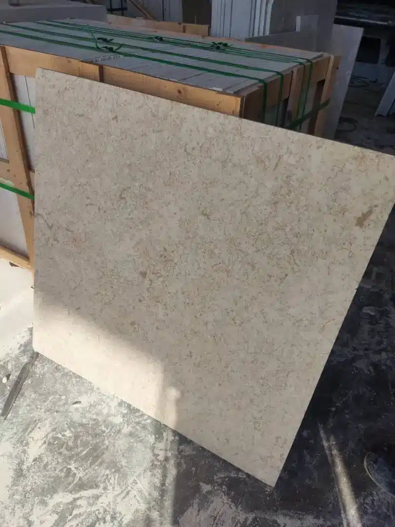 A large flat piece of flagstone displays natural texture for Flagstone Suppliers Arizona pricing 2026.-img1