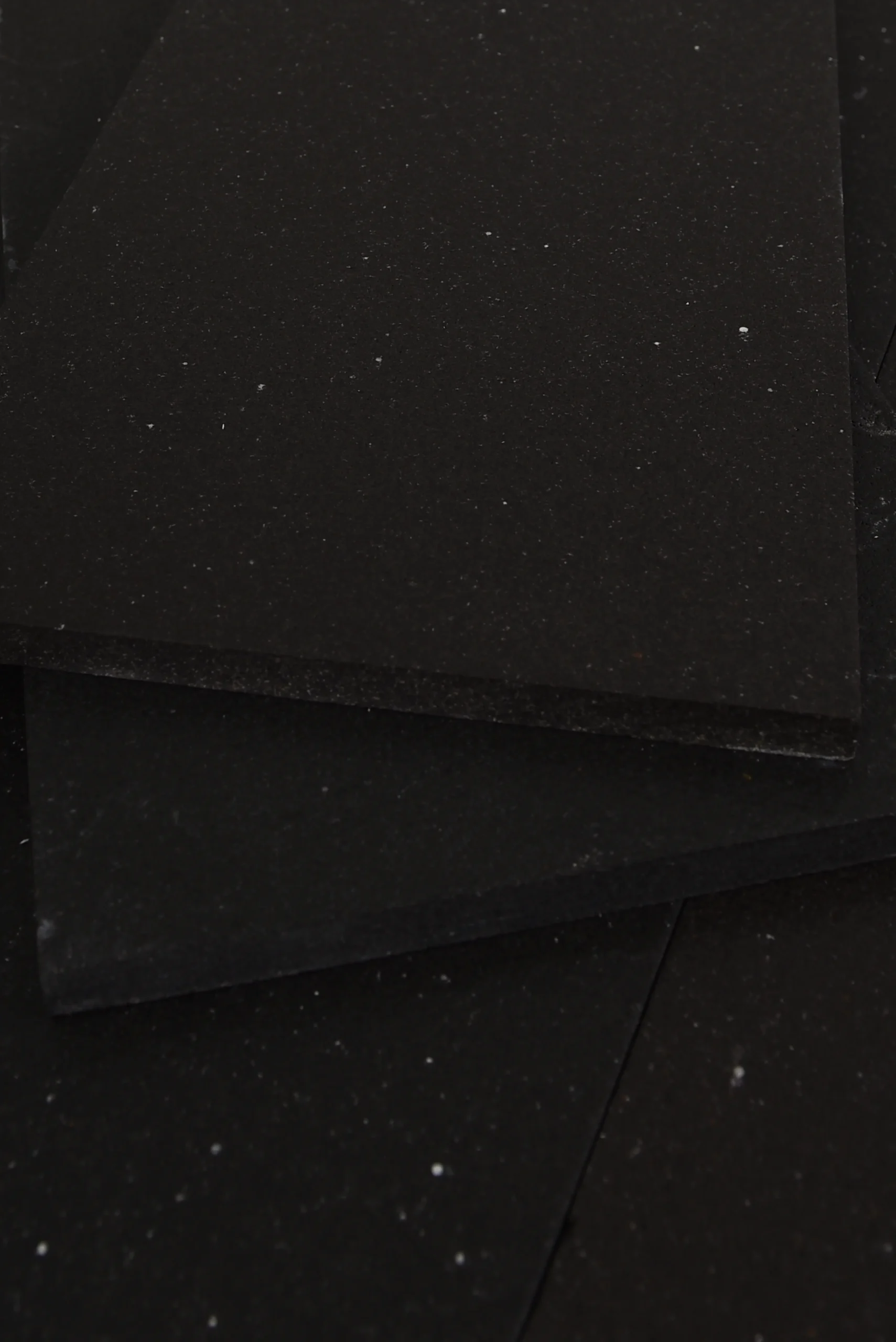 Flamed Basalt Tile: Texture, Color and Best Uses