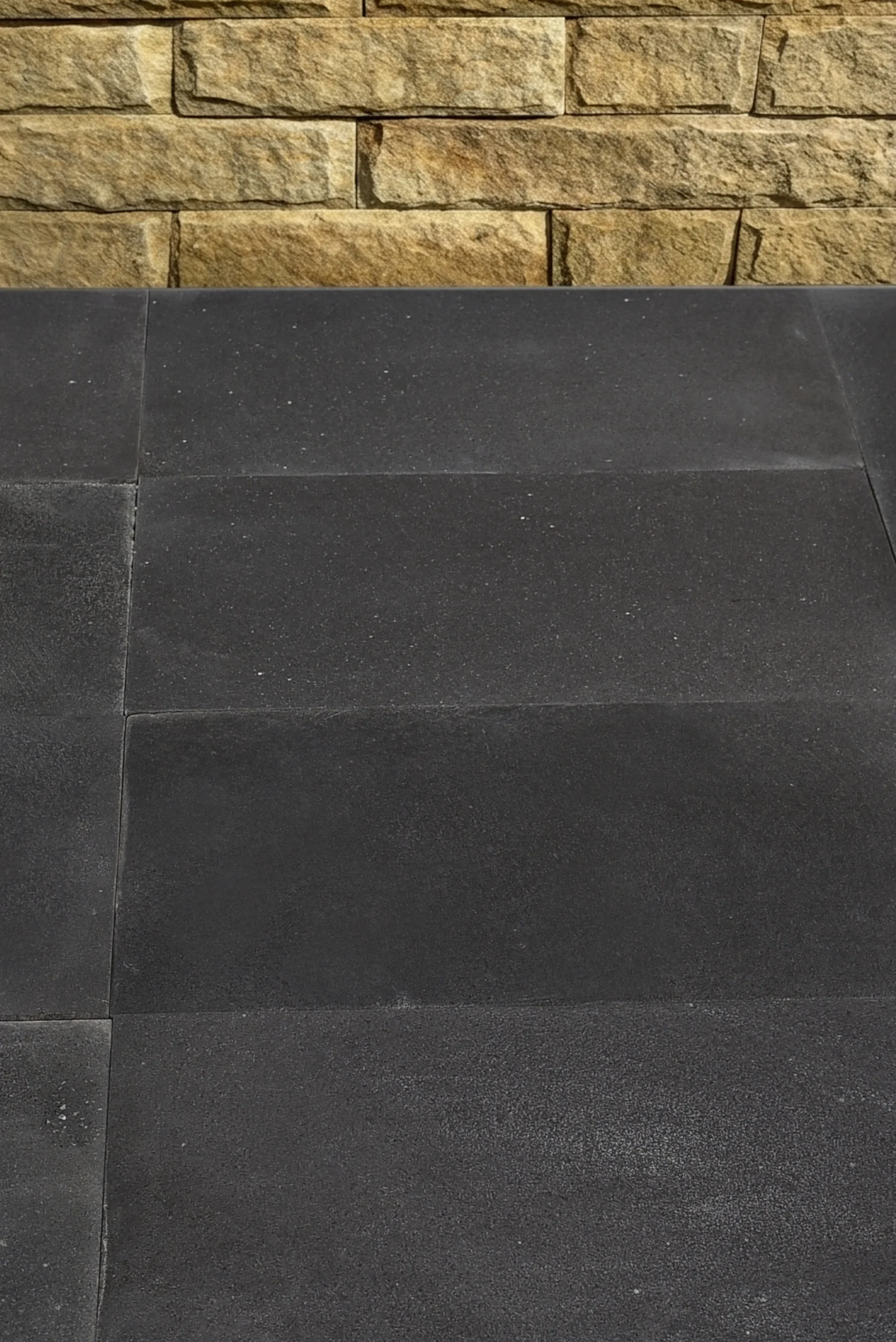 Granite Stepping Stones: Sizes, Spacing and Setting