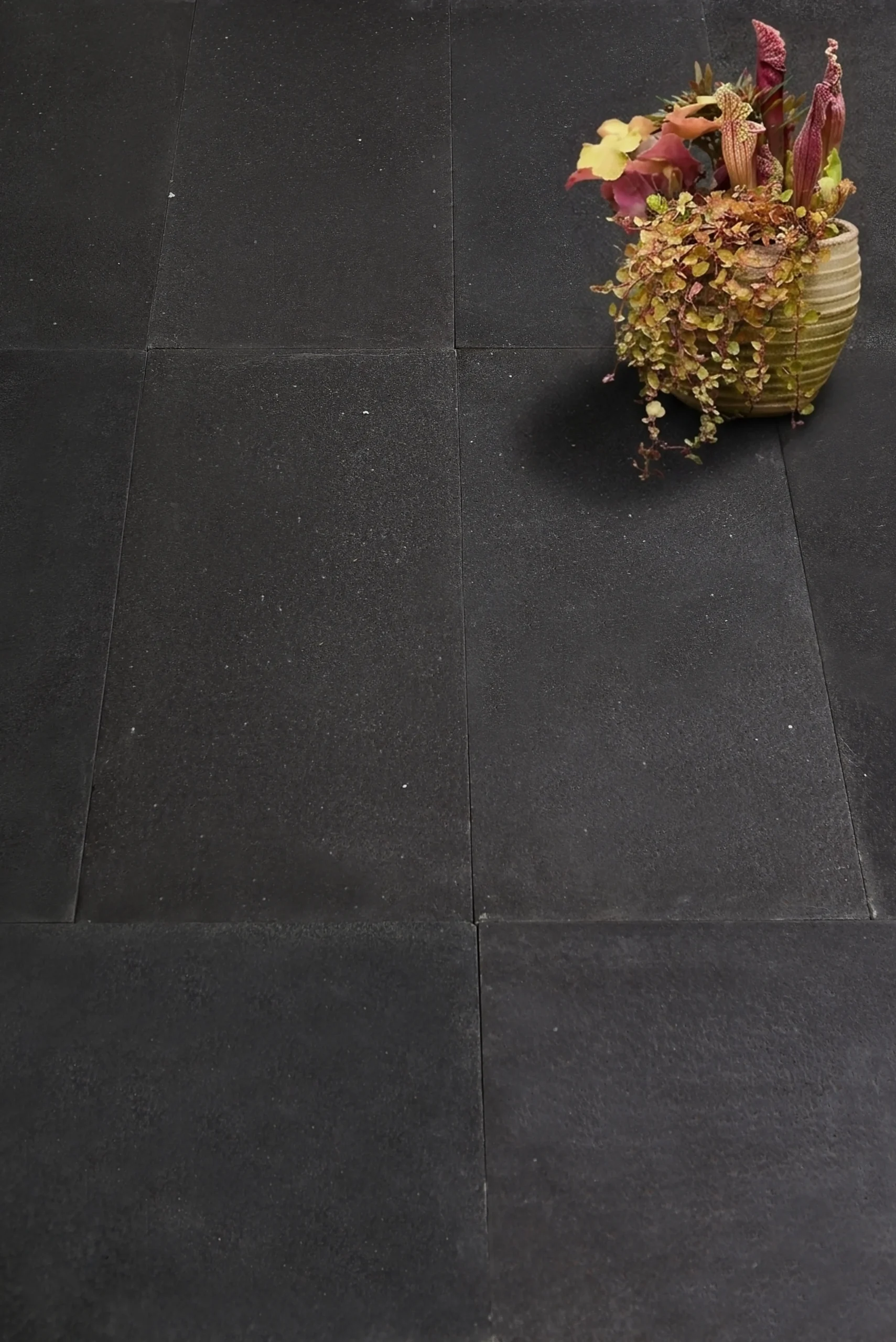 How to Lay Basalt Outdoor Tiles the Right Way